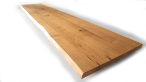 Küchenarbeitsplatte aus Eiche in 330x61 cm mit Baumkante